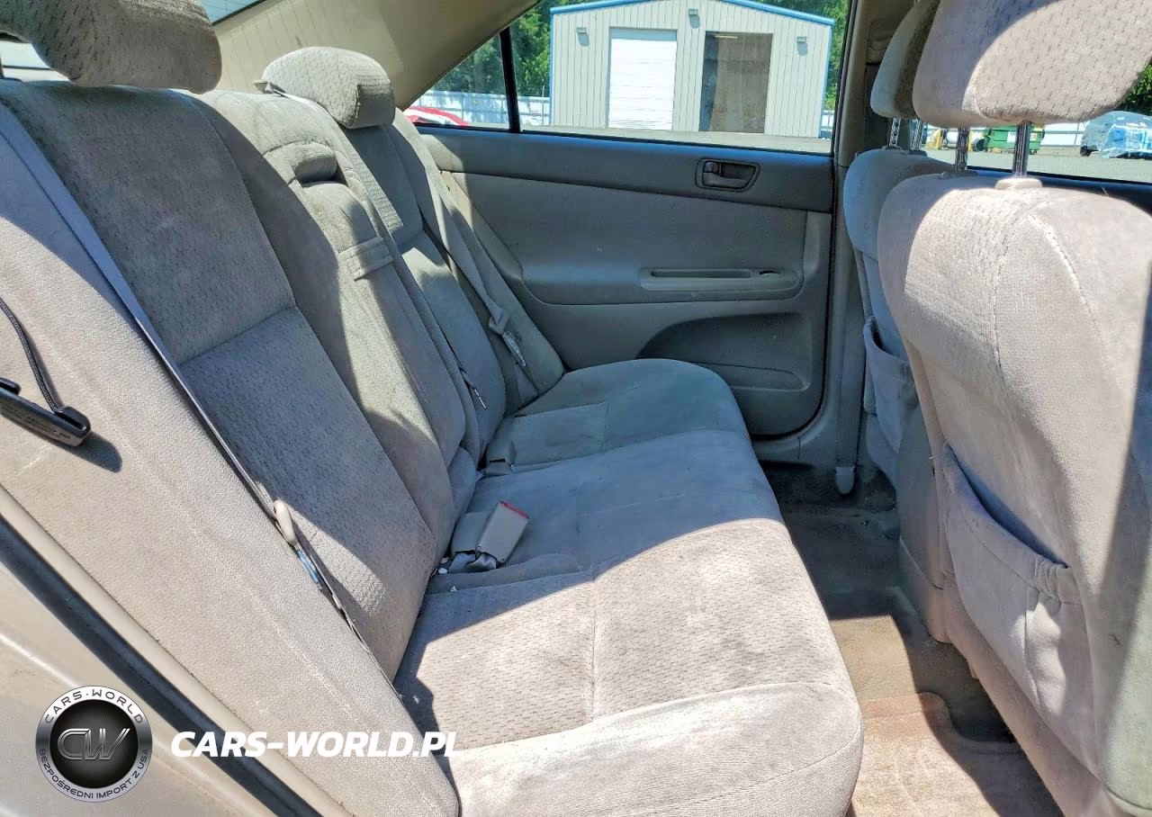 2004 Toyota Camry Le VIN:4T1BE32K54U903622 - 10