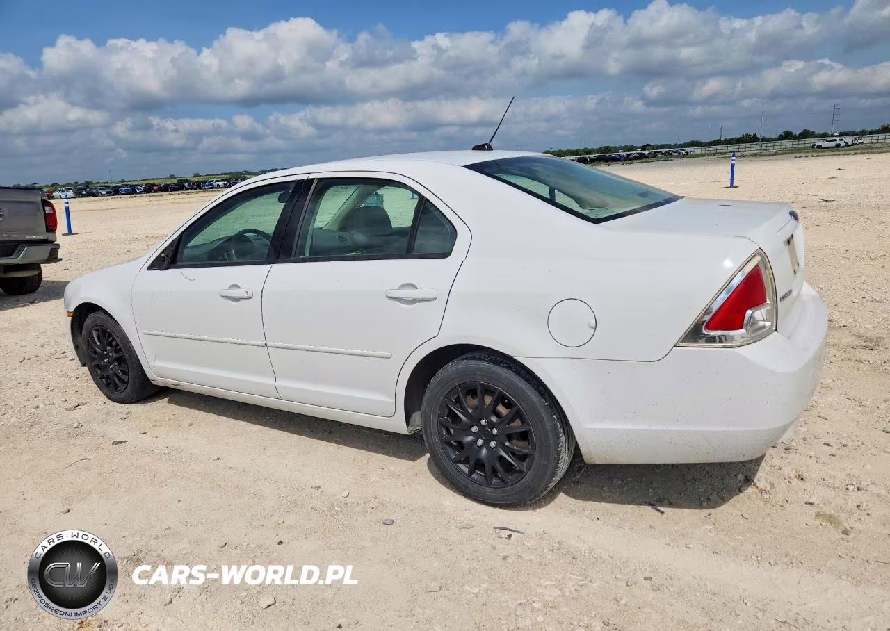 2007 Ford Fusion S VIN:3FAHP06Z57R234882 - 2