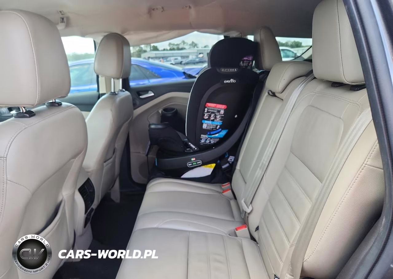 2017 Ford Escape Titanium VIN:1FMCU9J93HUA64729 - 11