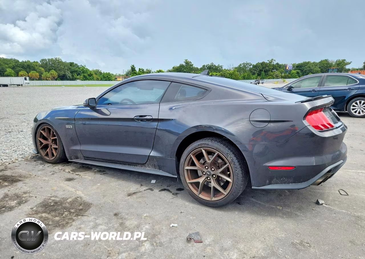 2022 Ford Mustang VIN:1FA6P8TD6N5111459 - 2