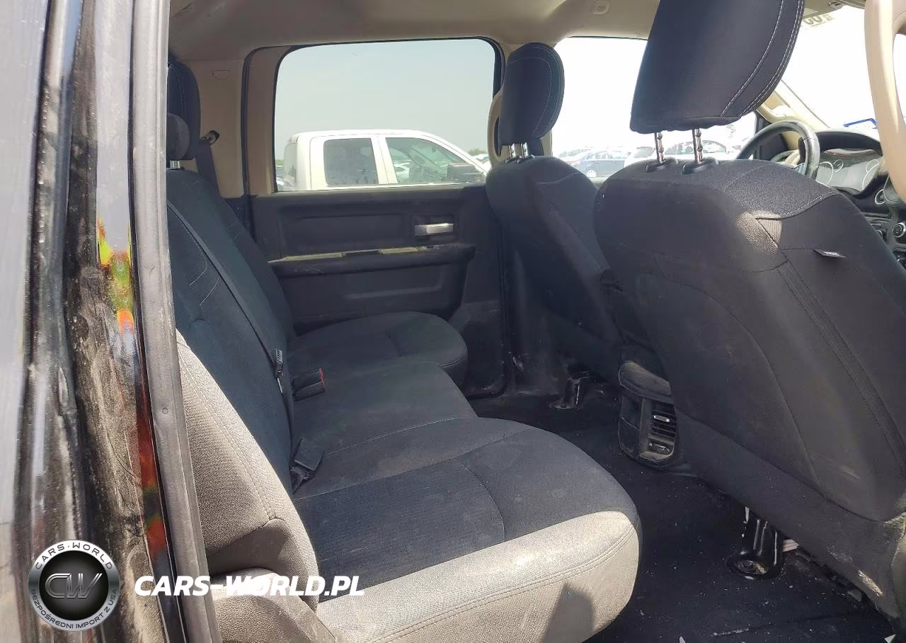 2019 Ram 2500 Tradesman VIN:3C6UR5CJ0KG668928 - 10