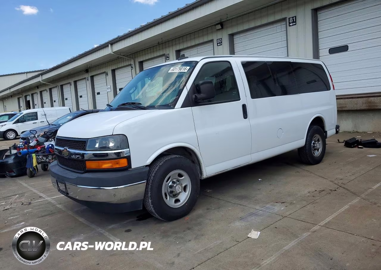 2018 Chevrolet Express G2500 Lt