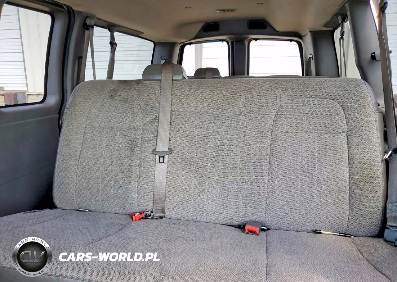 2018 Chevrolet Express G2500 Lt VIN:1GAWGFFB5J1174197 - 10