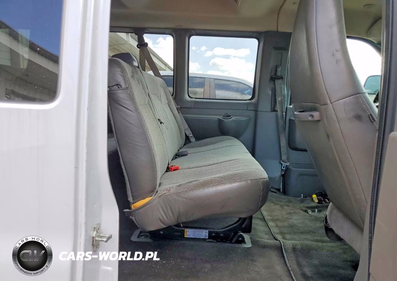 2018 Chevrolet Express G2500 Lt VIN:1GAWGFFB5J1174197 - 11