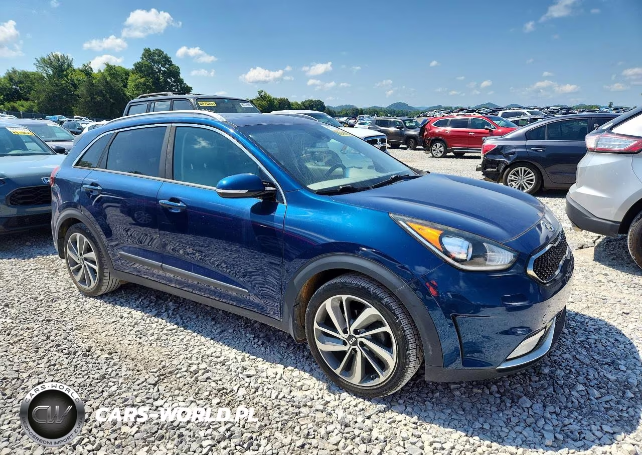 2019 Kia Niro Touring VIN:KNDCE3LC7K5240285 - 4