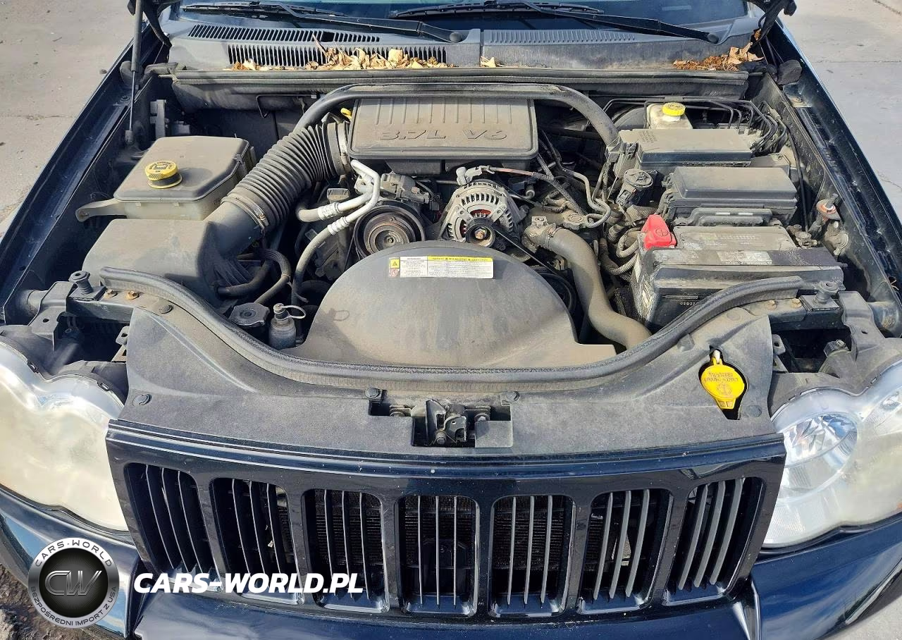 2008 Jeep Grand Cherokee Laredo VIN:1J8GR48K38C103255 - 12