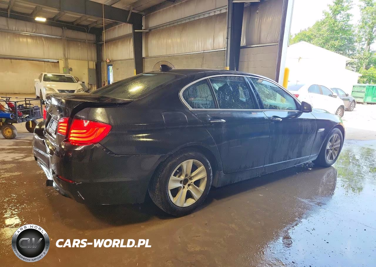 2011 BMW 528 I VIN:WBAFR1C55BC739439 - 3