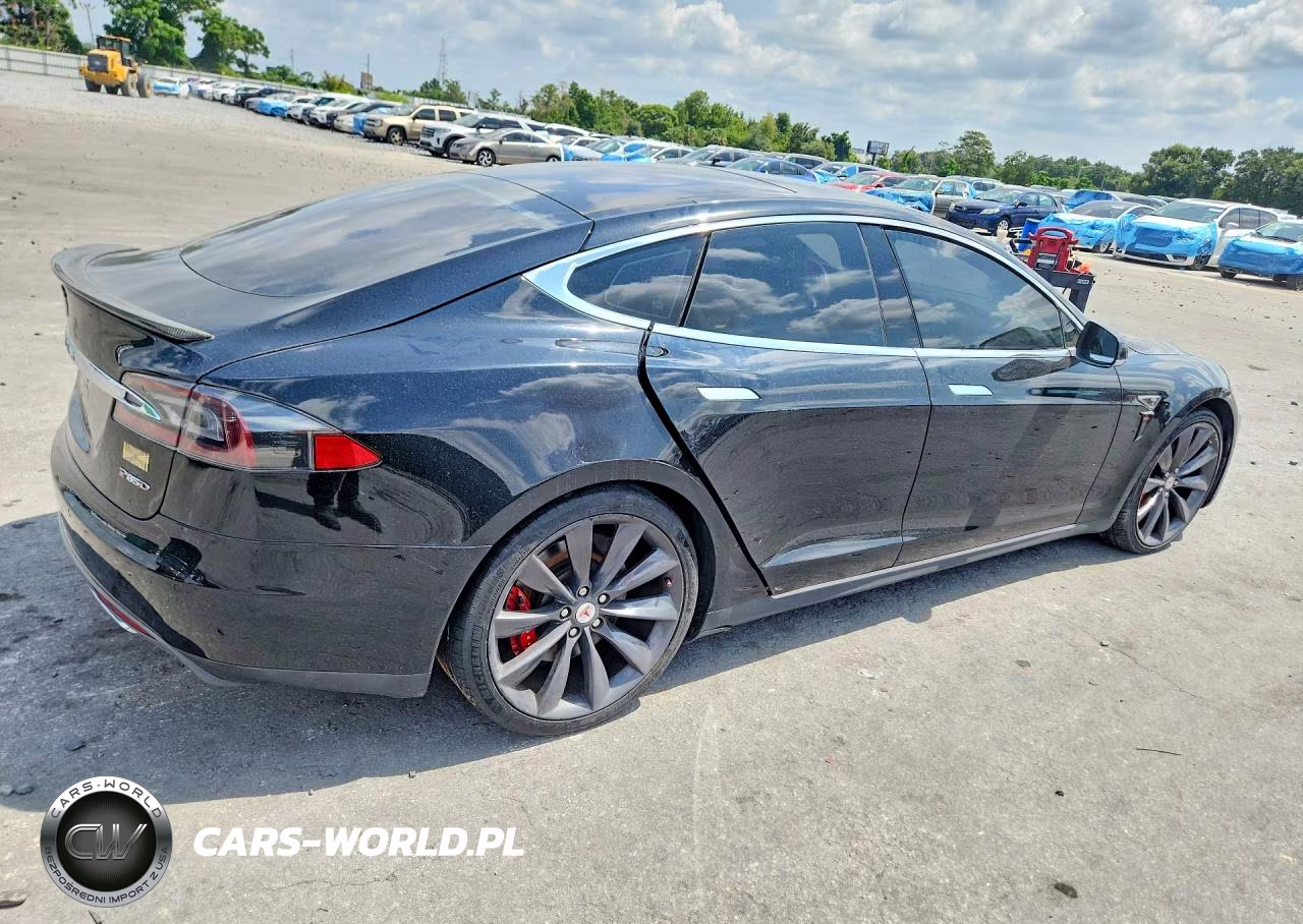 2014 Tesla Model S VIN:5YJSA1H25EFP64873 - 3