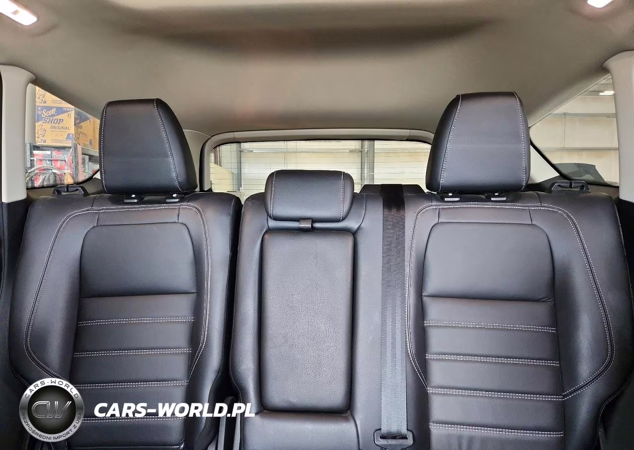 2019 Ford Escape Titanium VIN:1FMCU9J95KUA20075 - 10