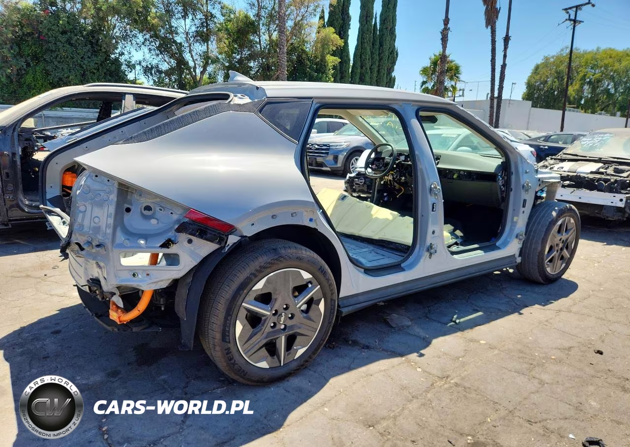 2025 Kia Ev6 Light Long Range VIN:5XYC34JA1SG014196 - 3