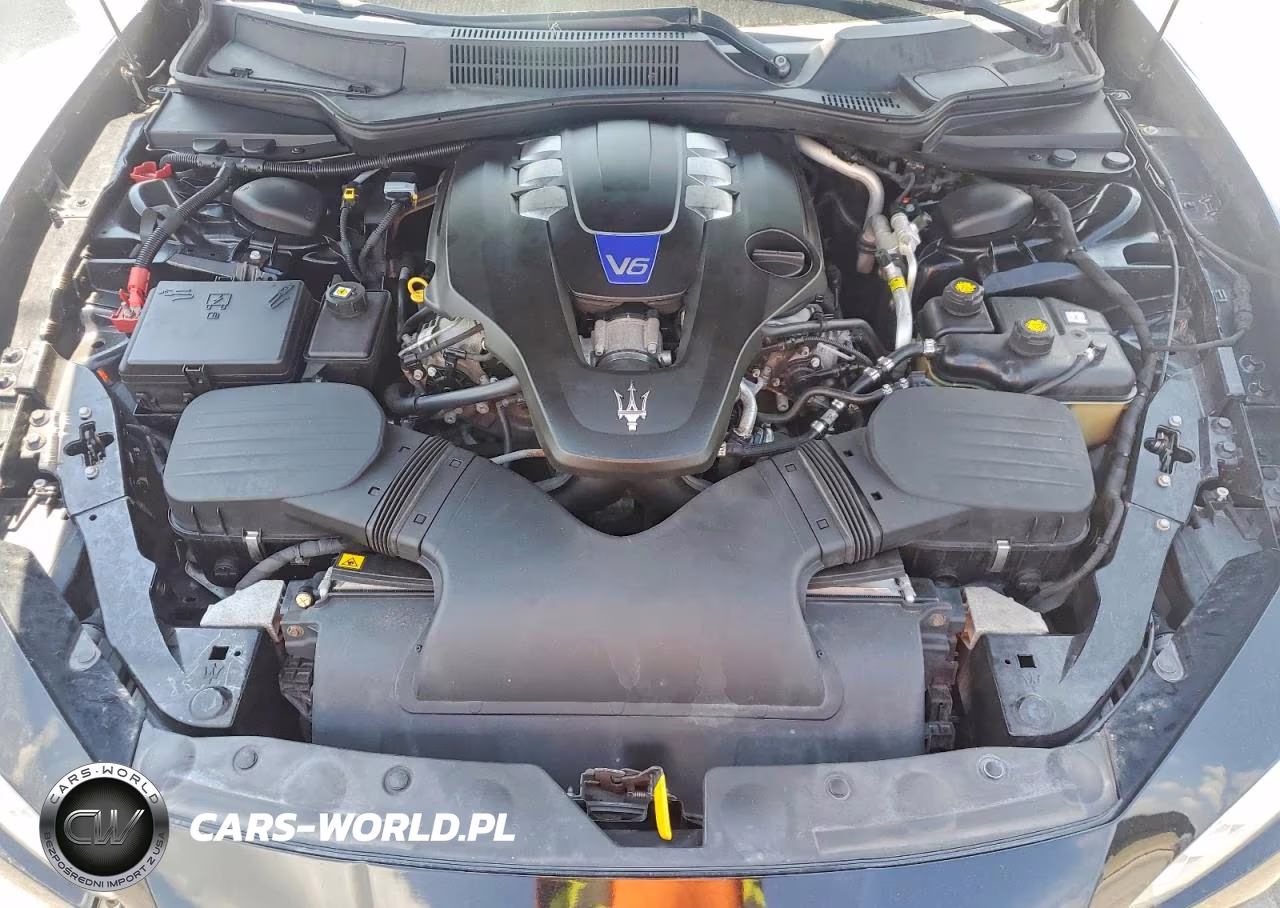 2014 Maserati Ghibli S VIN:ZAM57RTAXE1090359 - 11