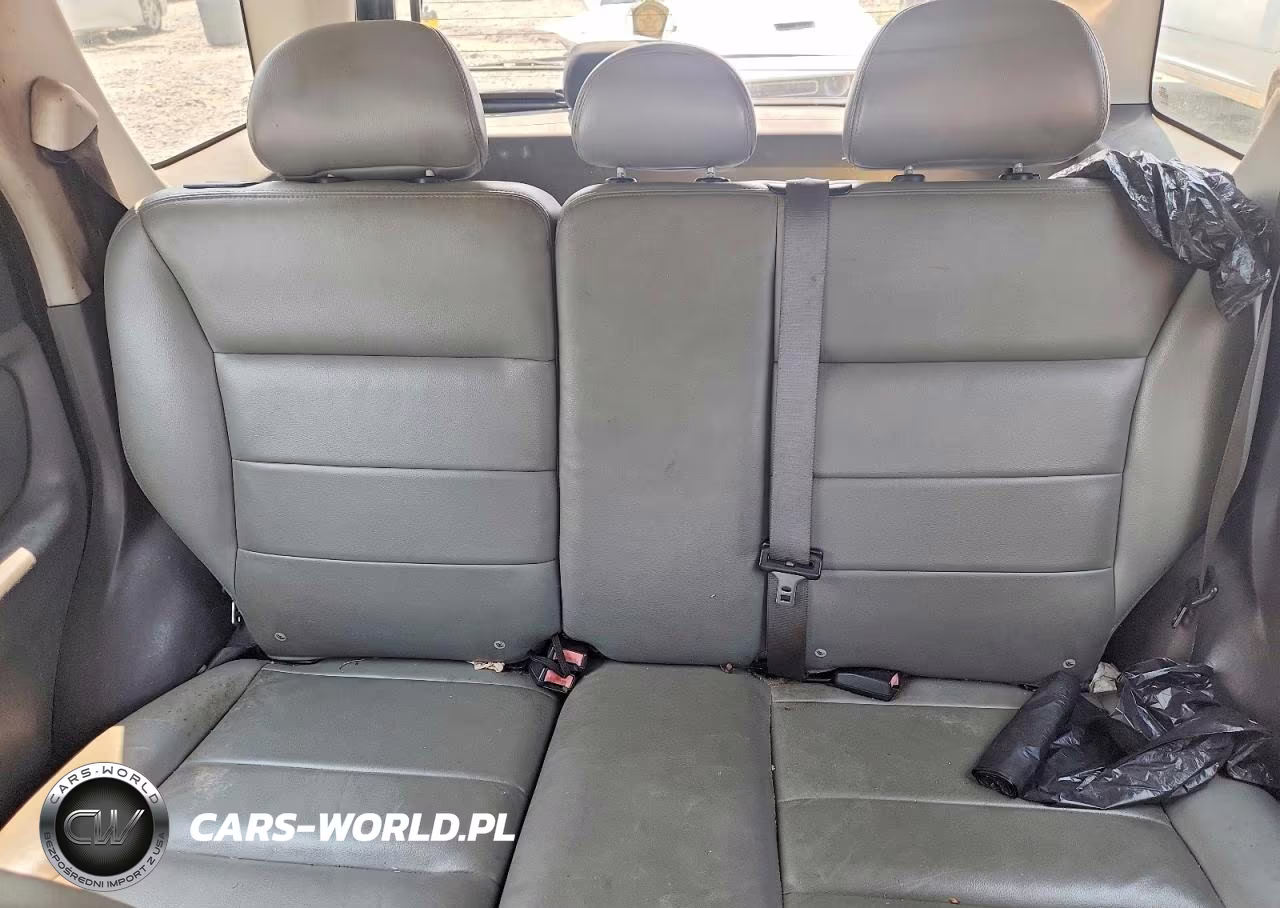 2005 Ford Escape Xls VIN:1FMYU02Z35KD75729 - 10