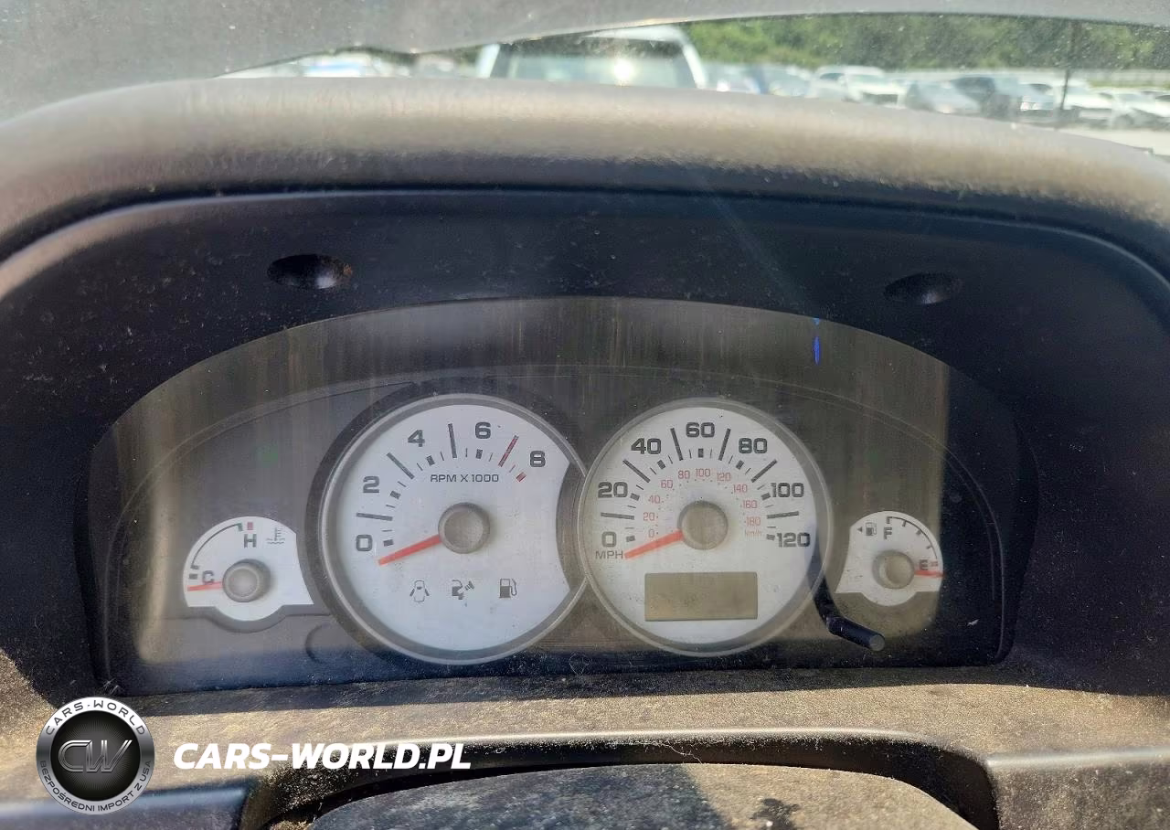2005 Ford Escape Xls VIN:1FMYU02Z35KD75729 - 9
