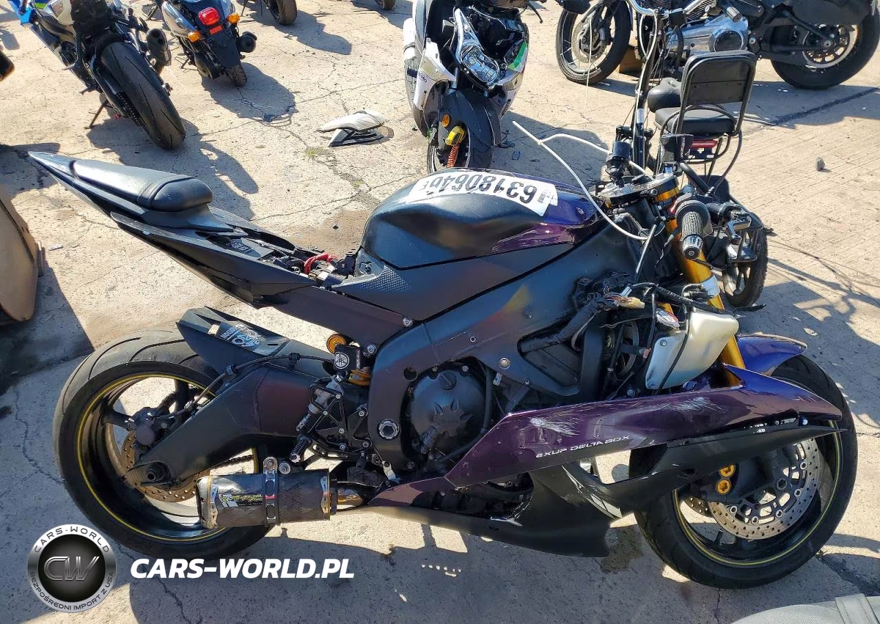 2009 Yamaha Yzfr6 – zdjęcie 1 z 10