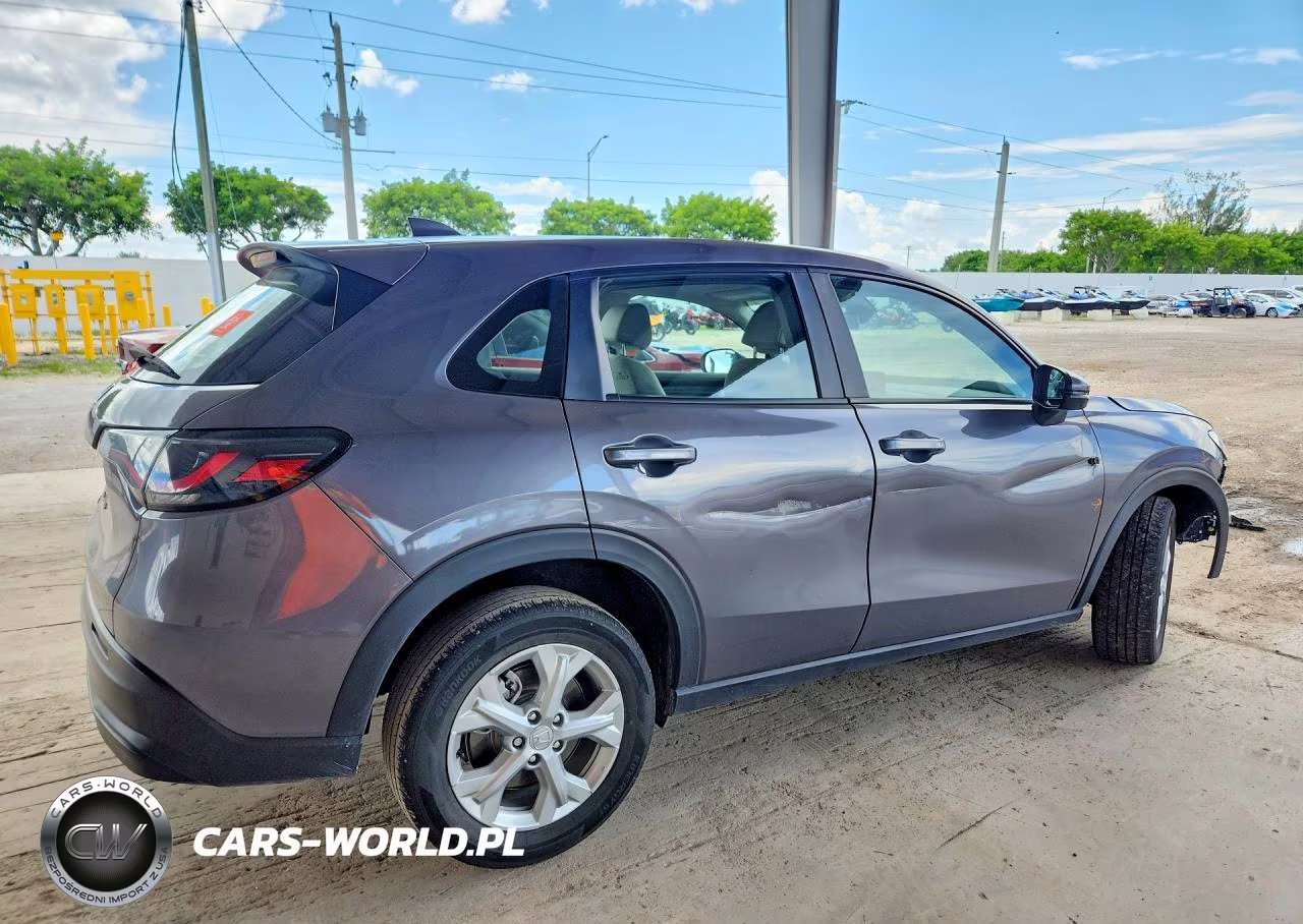 2025 Honda Hr-V Lx VIN:3CZRZ1H35SM758752 - 3