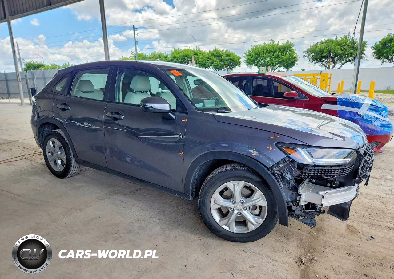2025 Honda Hr-V Lx VIN:3CZRZ1H35SM758752 - 4