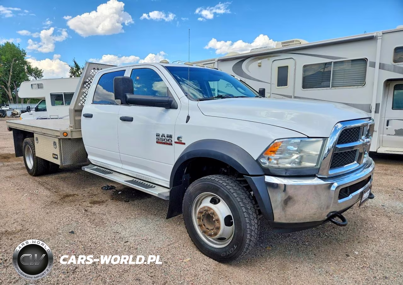 2015 Ram 5500 VIN:3C7WRNFLXFG539375 - 4