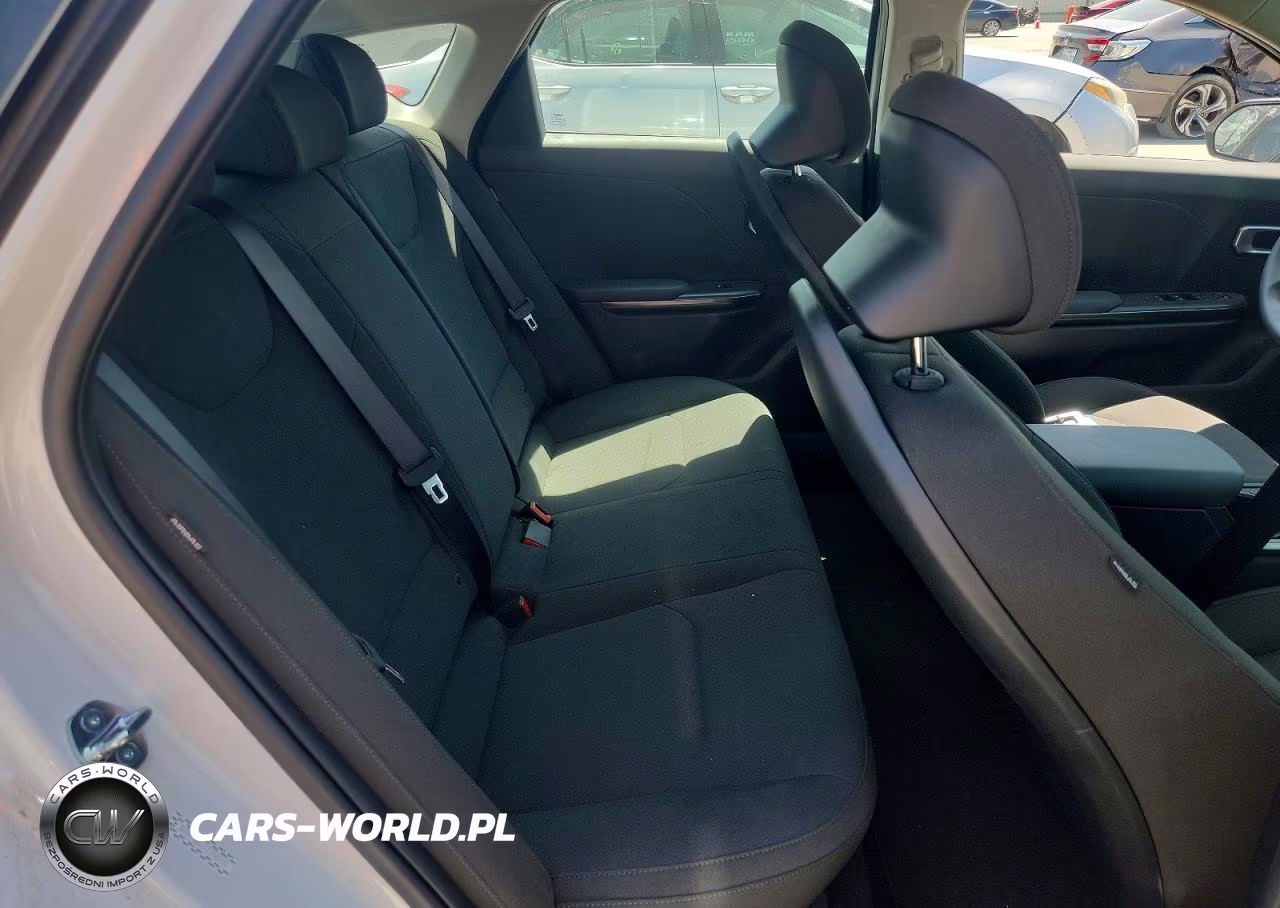 2026 Kia K4 Lxs VIN:3KPFT4DE2TE358100 - 10