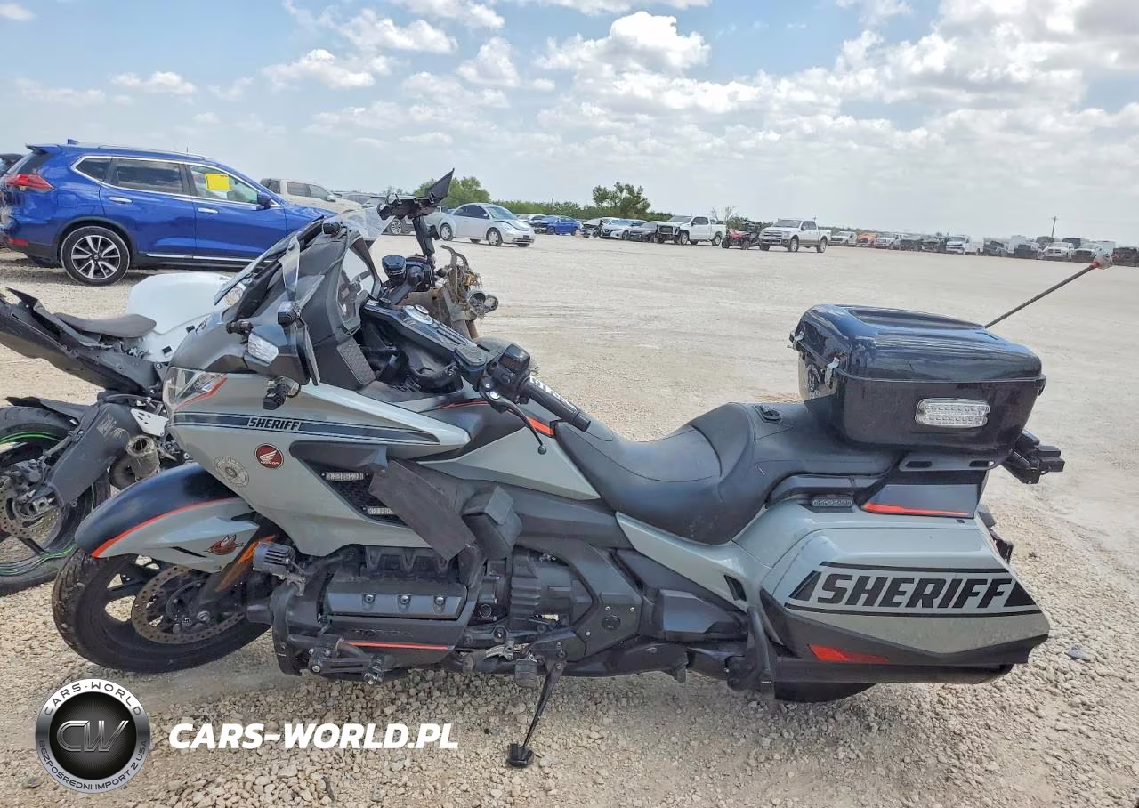2021 Honda Gl1800 B VIN:JH2SC7919MK300352 - 3
