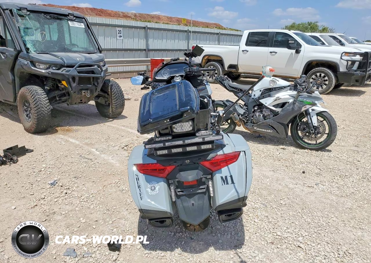 2021 Honda Gl1800 B VIN:JH2SC7919MK300352 - 4