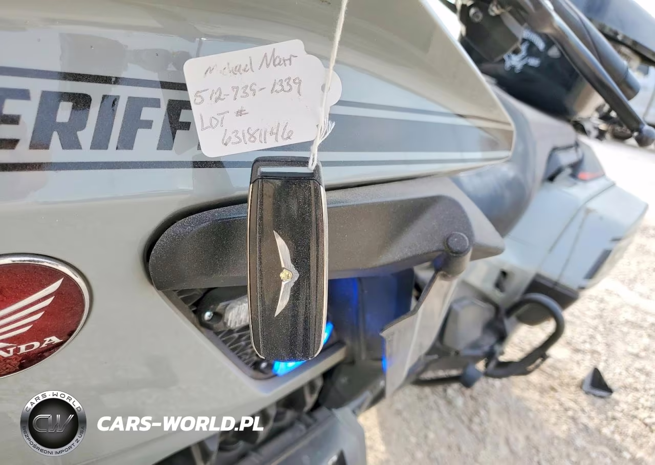 2021 Honda Gl1800 B VIN:JH2SC7919MK300352 - 8