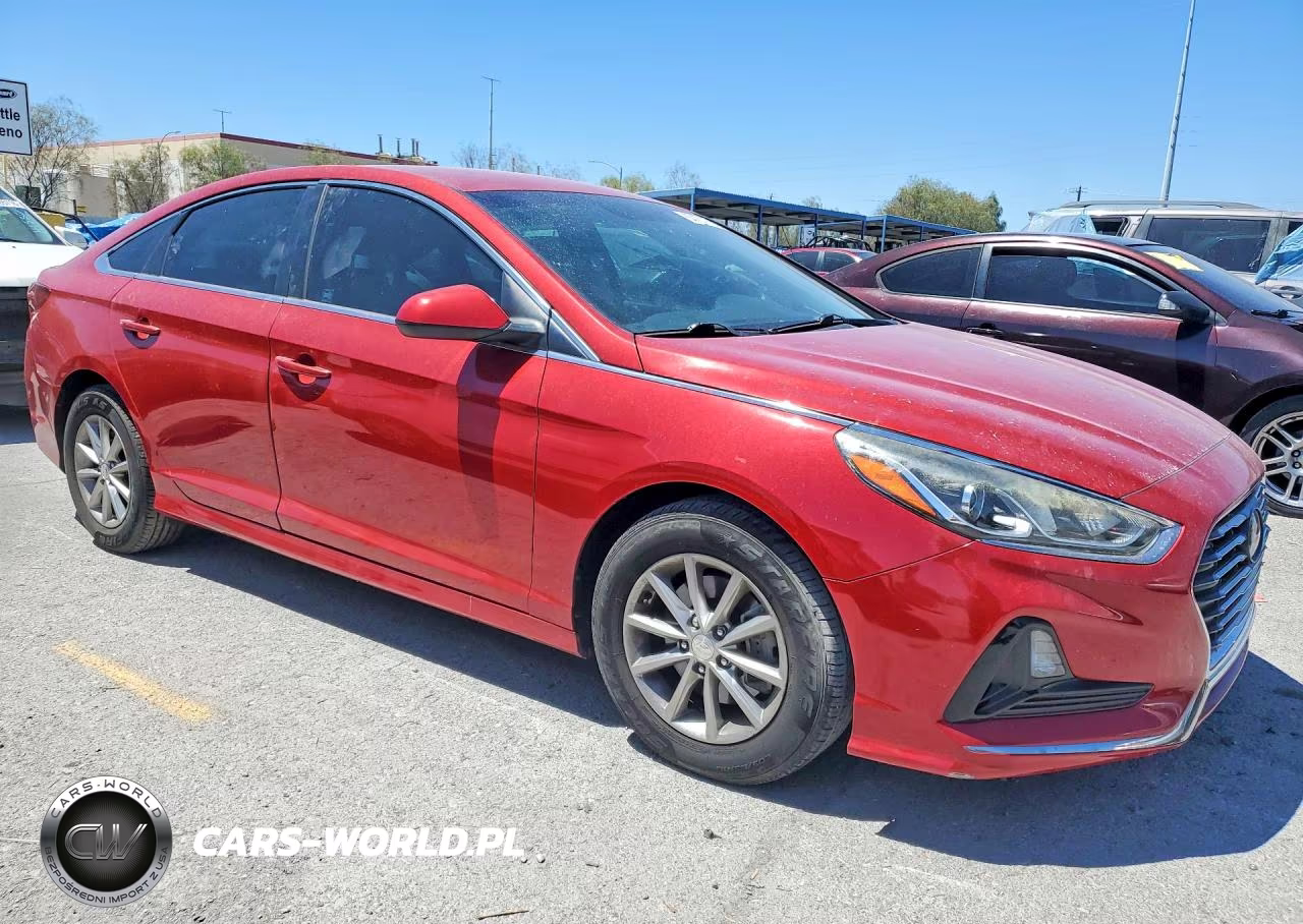 2018 Hyundai Sonata Se VIN:5NPE24AF1JH640202 - 4