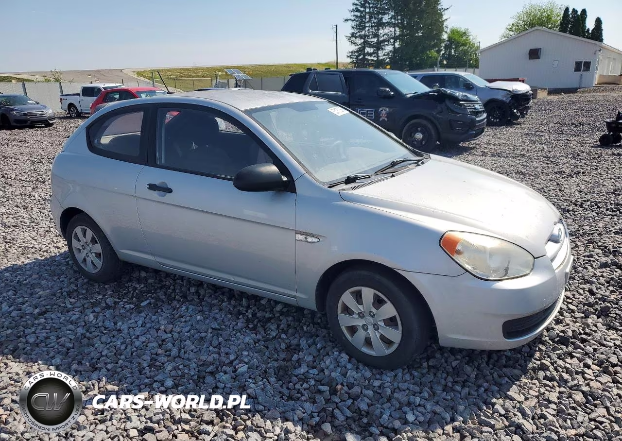 2009 Hyundai Accent Gs VIN:KMHCM36C89U114544 - 4