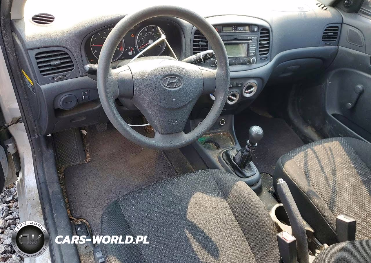2009 Hyundai Accent Gs VIN:KMHCM36C89U114544 - 8