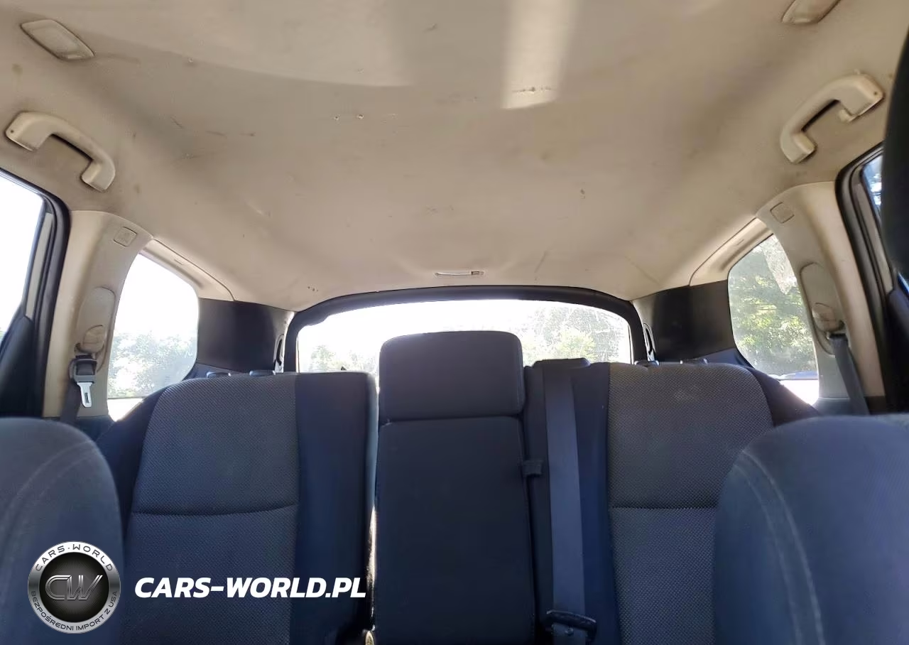 2019 Nissan Pathfinder S VIN:5N1DR2MM6KC588760 - 10