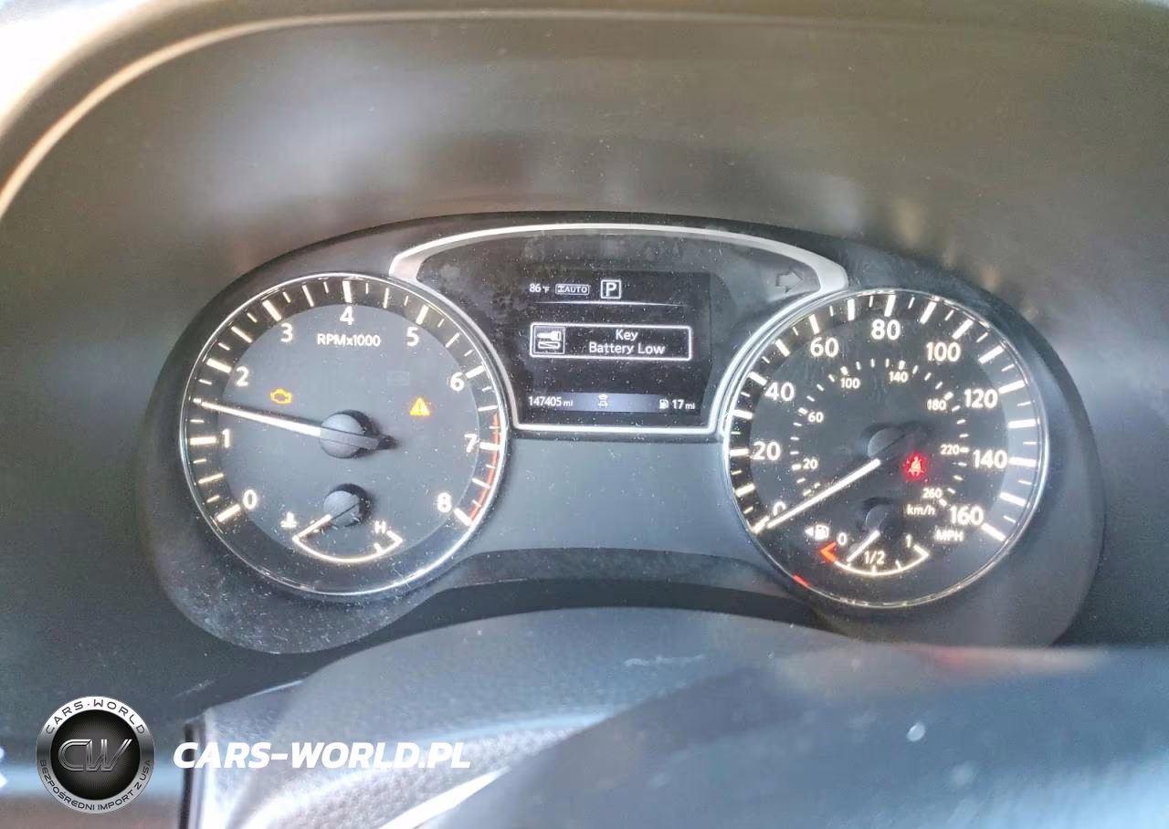 2019 Nissan Pathfinder S VIN:5N1DR2MM6KC588760 - 9