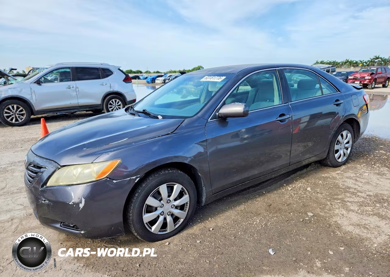 2007 Toyota Camry Le – zdjęcie 1 z 12