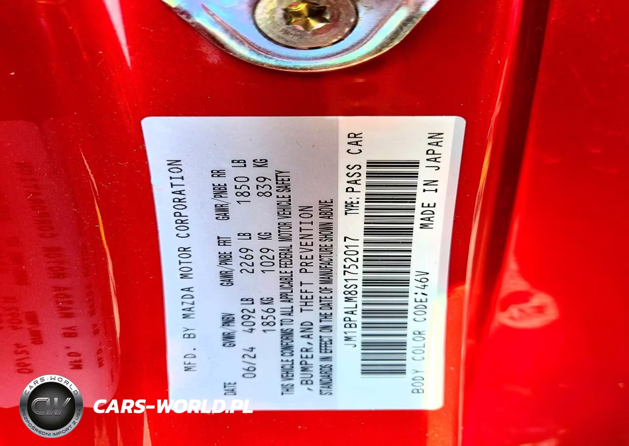 2025 Mazda 3 Preferred VIN:JM1BPALM8S1752017 - 12