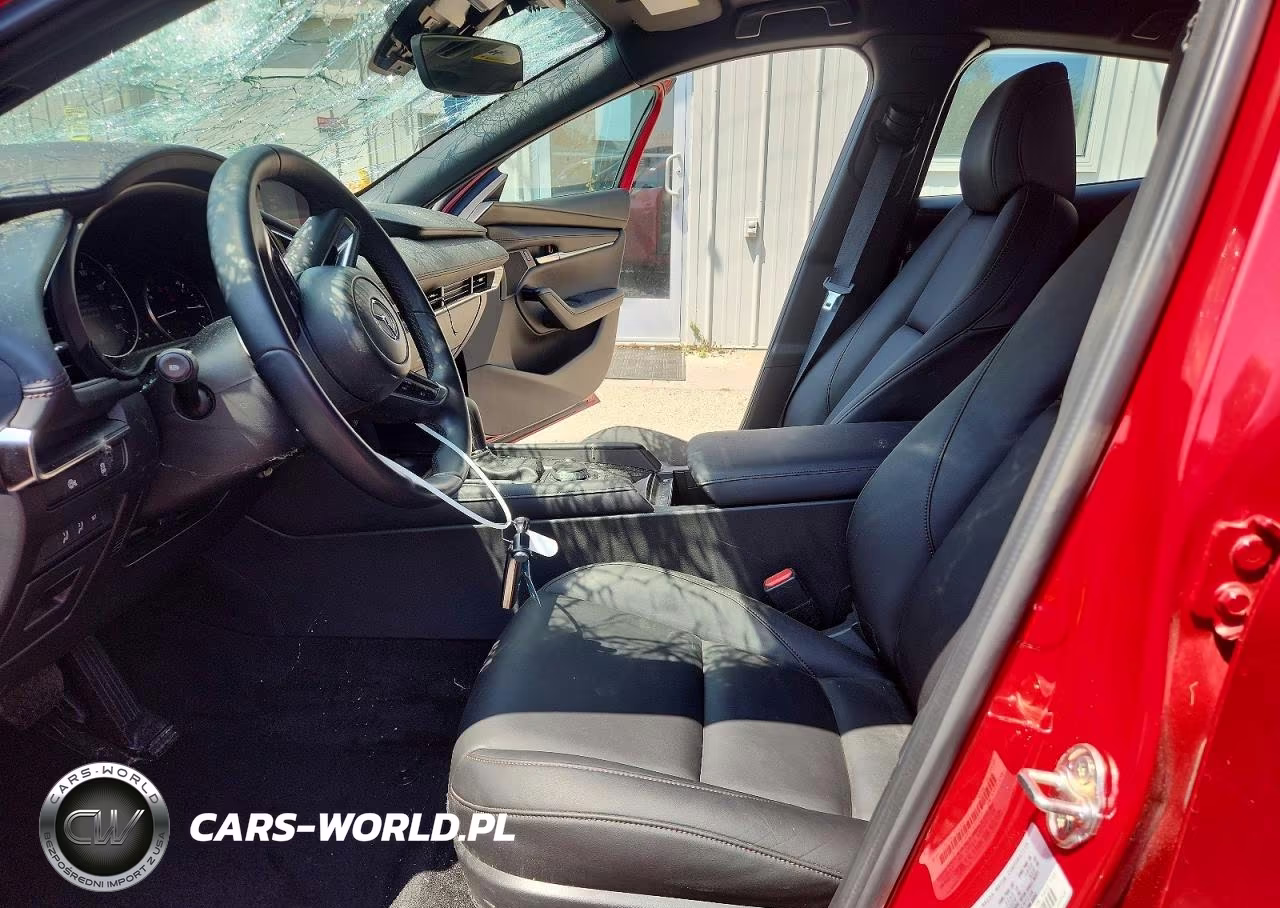 2025 Mazda 3 Preferred VIN:JM1BPALM8S1752017 - 7