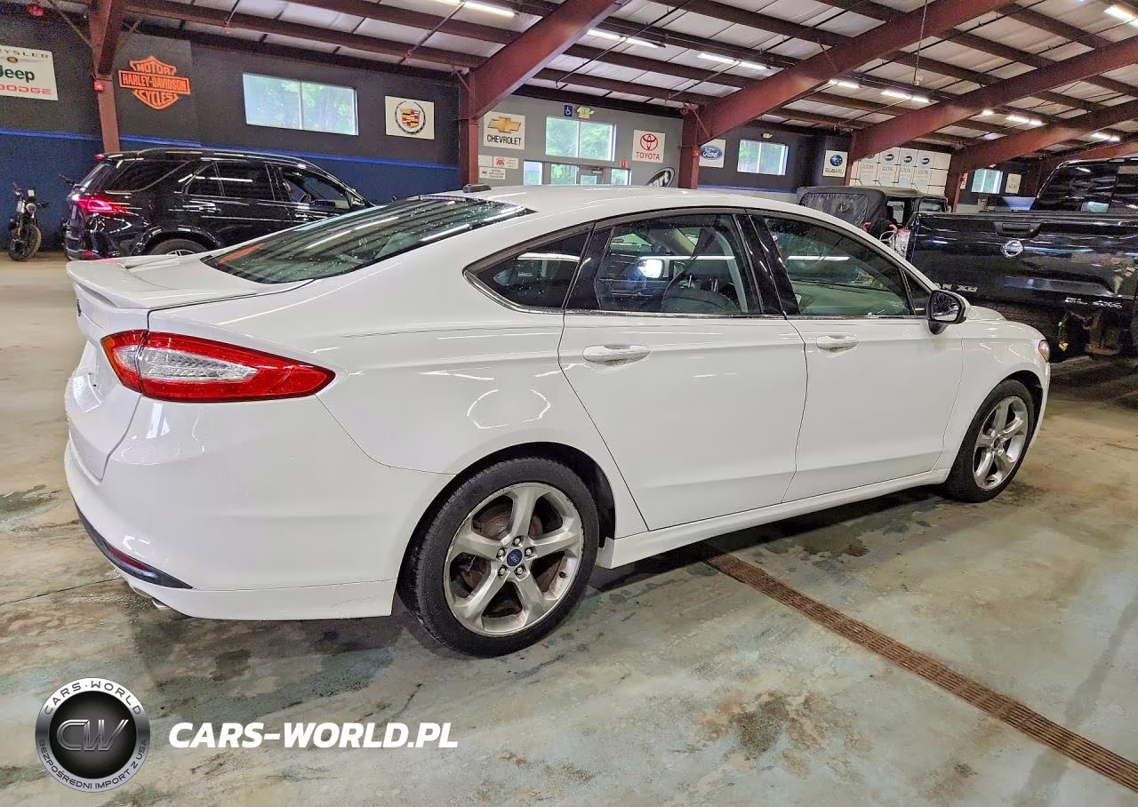 2016 Ford Fusion S VIN:3FA6P0G77GR237884 - 3