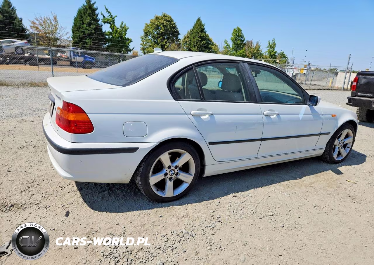 2003 BMW 325 I VIN:WBAEV33463KL85934 - 3