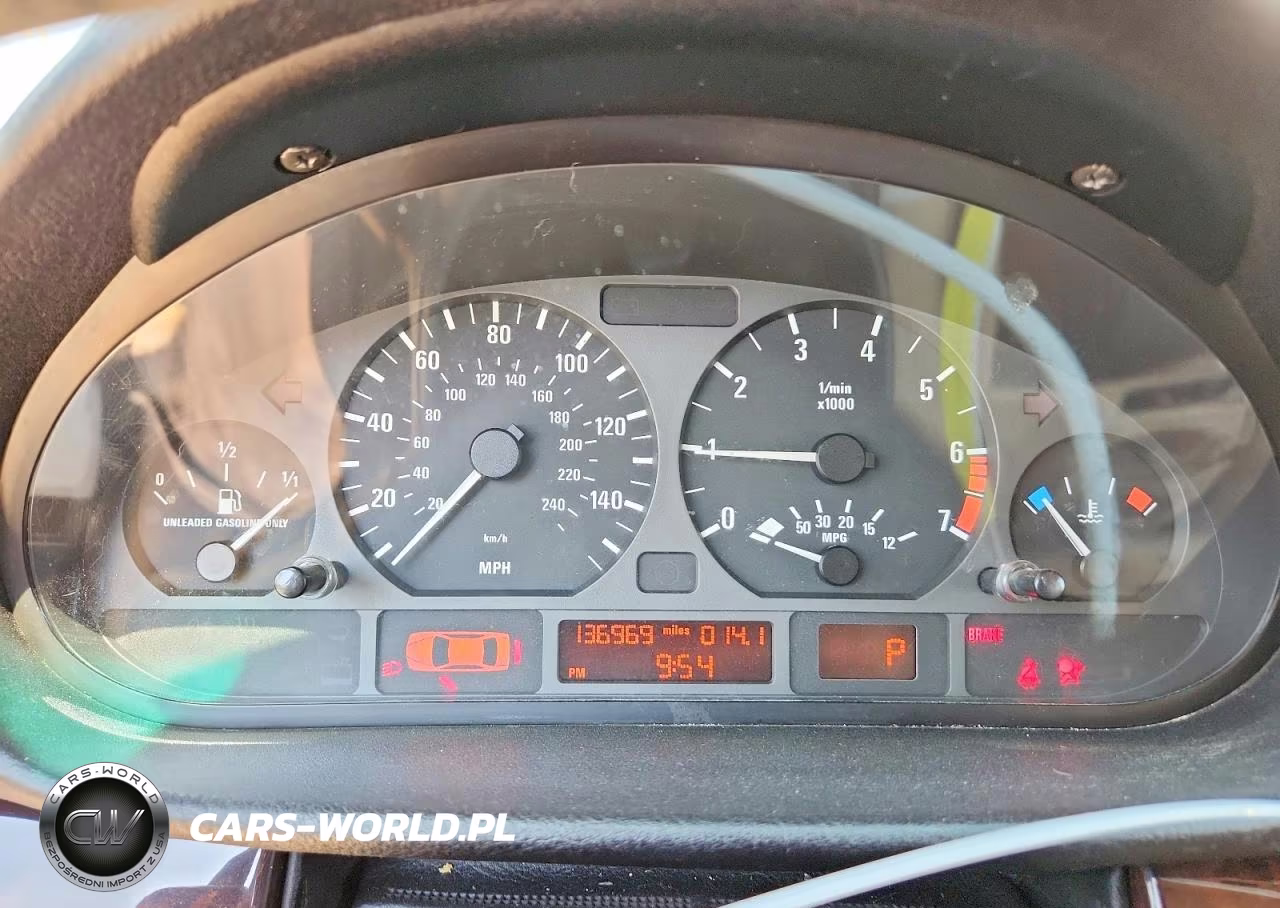 2003 BMW 325 I VIN:WBAEV33463KL85934 - 9