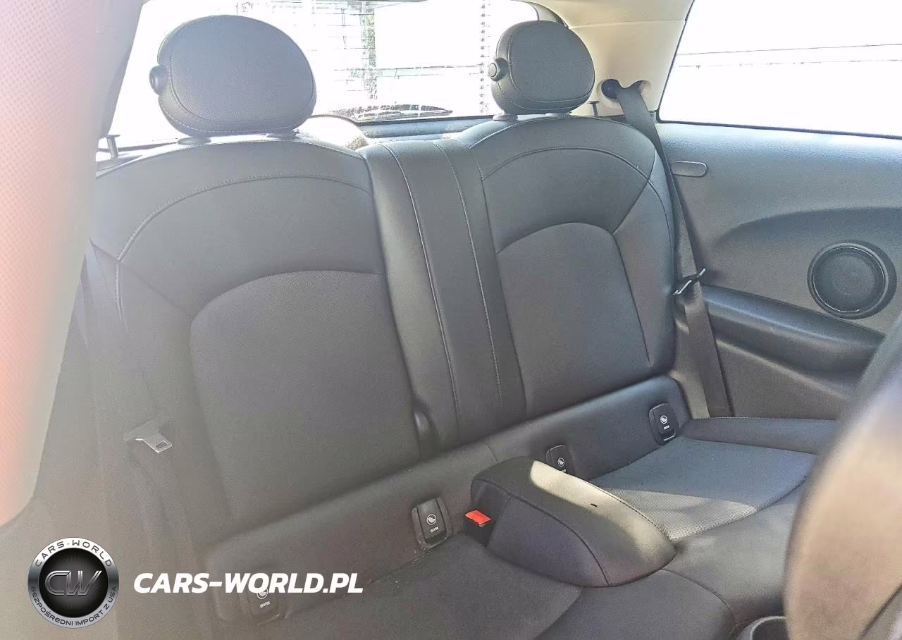 2021 Mini Cooper S VIN:WMWXR5C02M2N05607 - 10