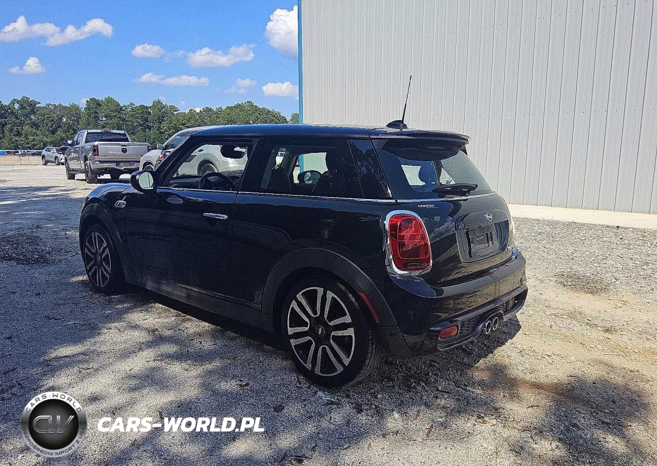 2021 Mini Cooper S VIN:WMWXR5C02M2N05607 - 2