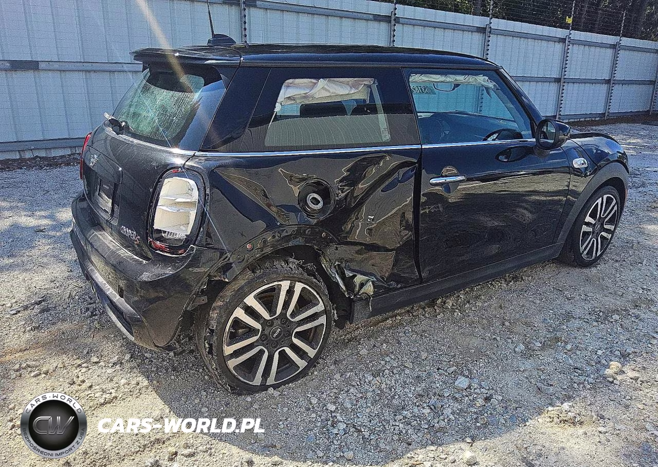 2021 Mini Cooper S VIN:WMWXR5C02M2N05607 - 3