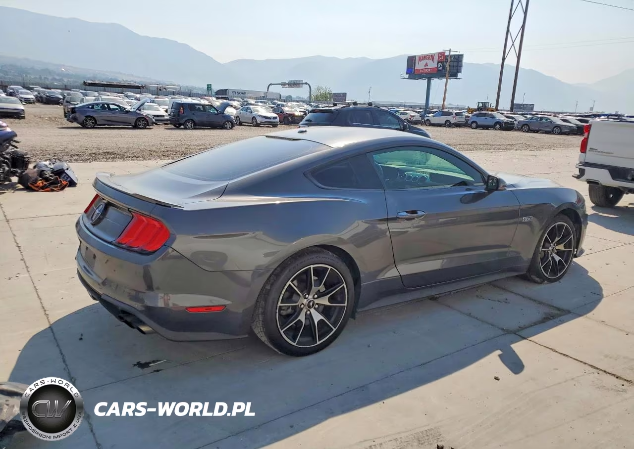 2020 Ford Mustang VIN:1FA6P8TD1L5121295 - 3