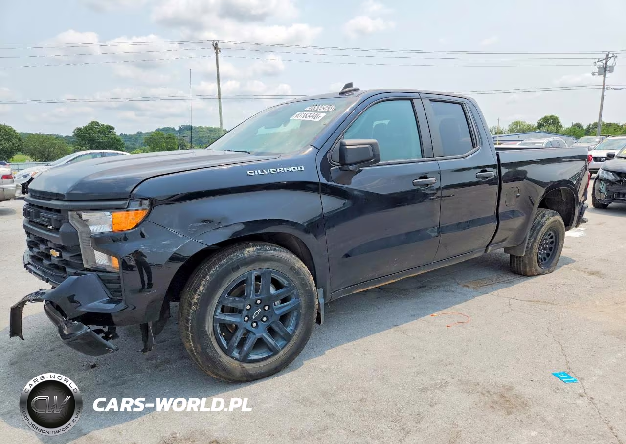2024 Chevrolet Silverado C1500 Custom – zdjęcie 1 z 12