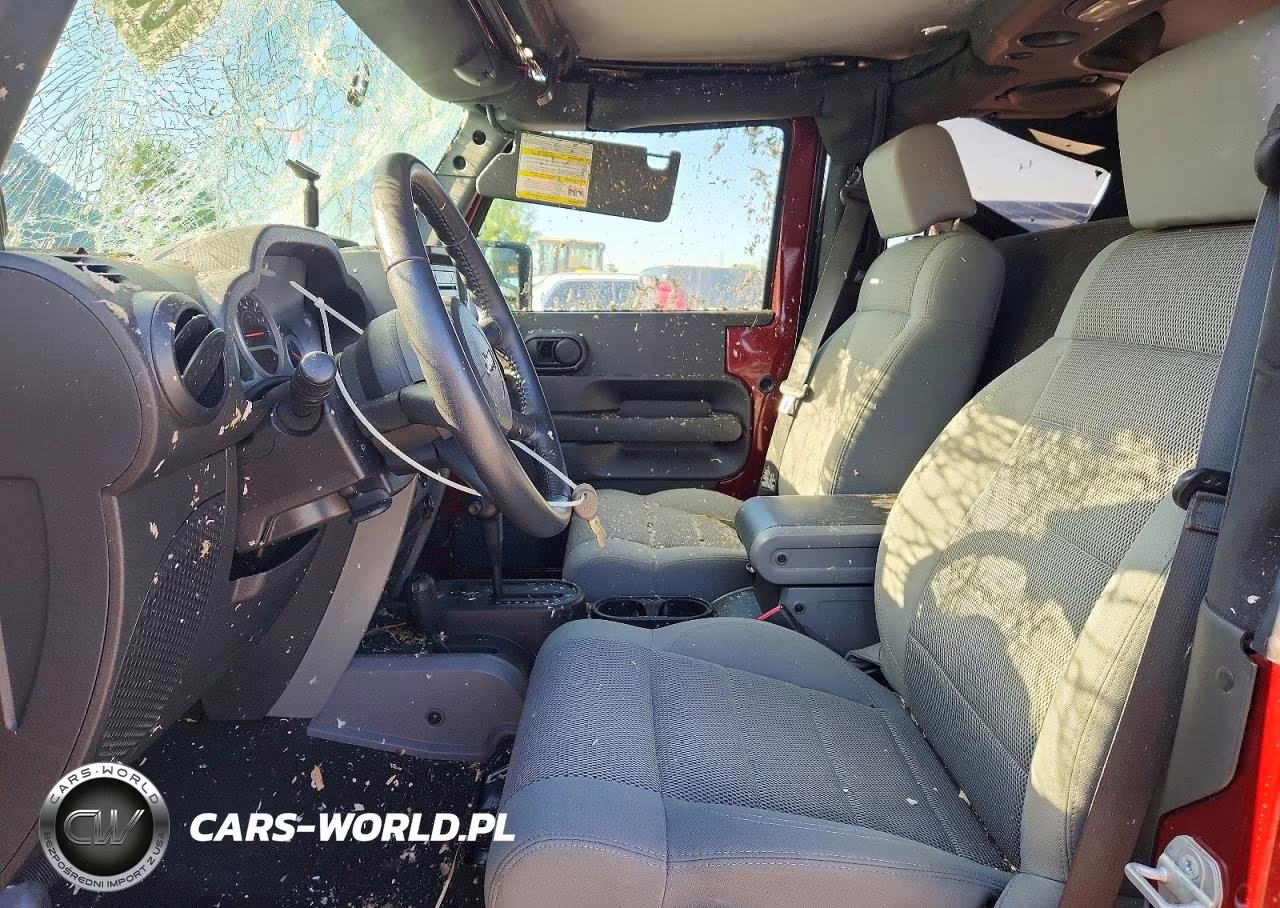 2007 Jeep Wrangler Sahara VIN:1J4FA54137L127934 - 7