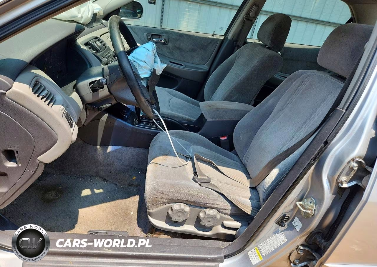 2001 Honda Accord Lx VIN:1HGCG16481A069573 - 7