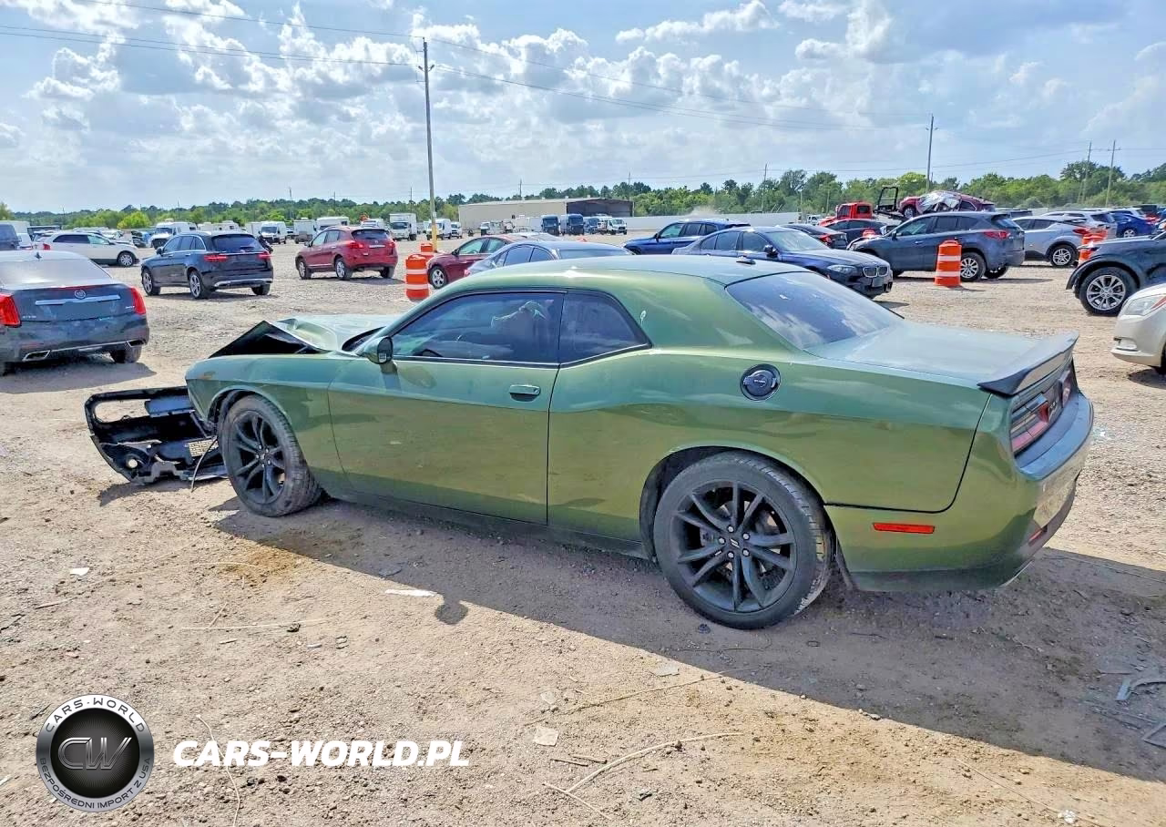 2018 Dodge Challenger Sxt VIN:2C3CDZAGXJH271053 - 2