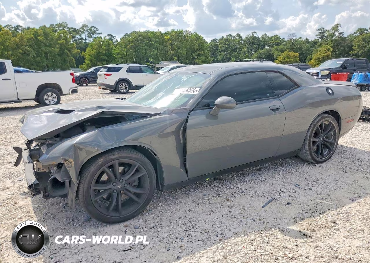 2017 Dodge Challenger Sxt
