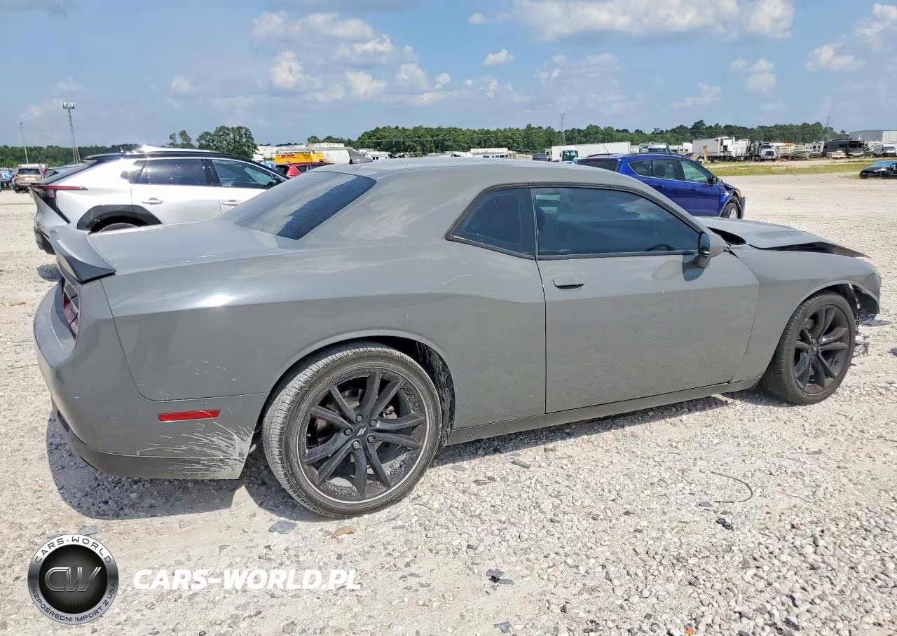 2017 Dodge Challenger Sxt VIN:2C3CDZAGXHH598286 - 3