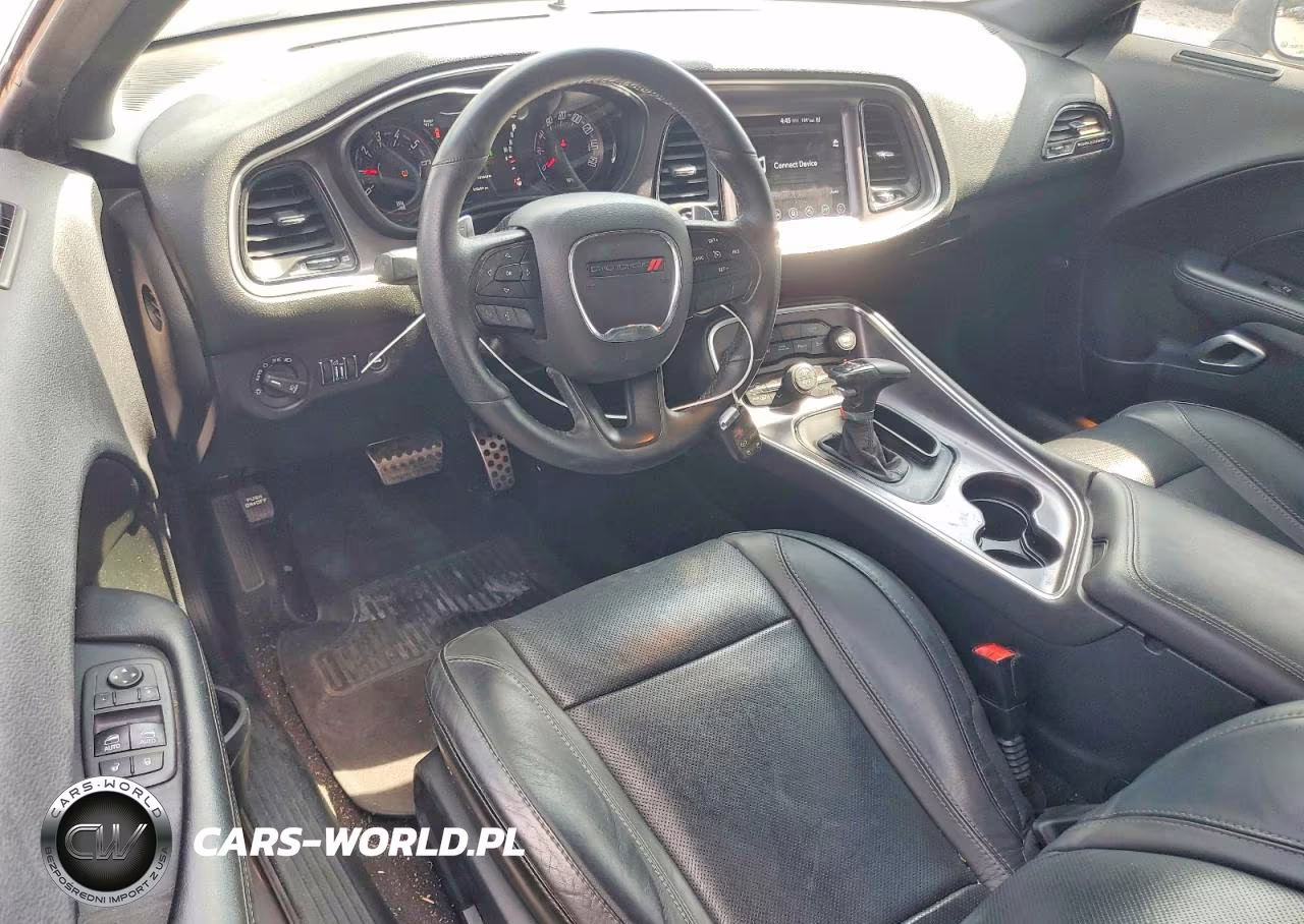 2017 Dodge Challenger Sxt VIN:2C3CDZAGXHH598286 - 8