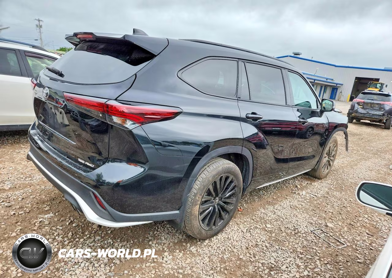 2025 Toyota Highlander Xse VIN:5TDKDRBH1SS593503 - 3