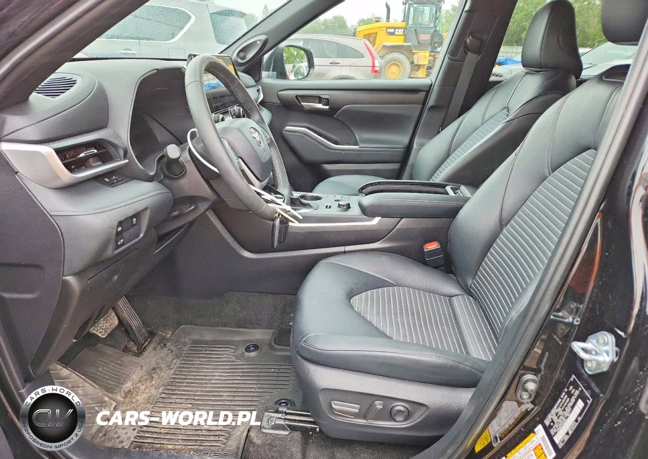 2025 Toyota Highlander Xse VIN:5TDKDRBH1SS593503 - 7