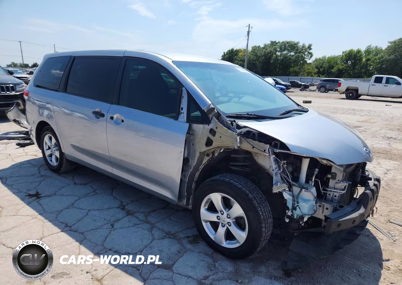 2013 Toyota Sienna L V6 7 Passenger VIN:5TDZK3DC1DS402815 - 4